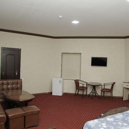 Hotel Mufarshox Bukhara Esterno foto