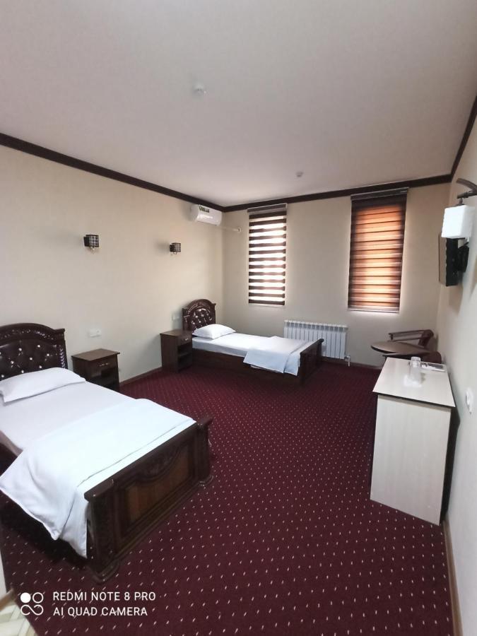 Hotel Mufarshox Bukhara Esterno foto