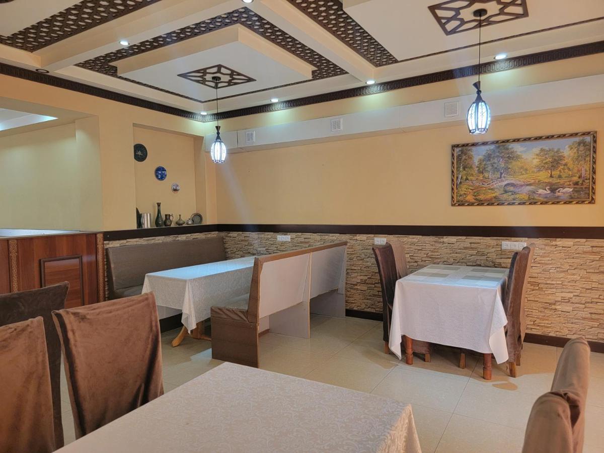Hotel Mufarshox Bukhara Esterno foto